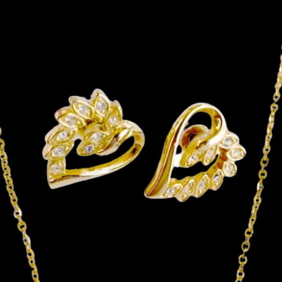 ๐๐ Vintage Gold Base Rhinestones Half Journey Heart Pendant & Earring Set - Picture 3 of 8